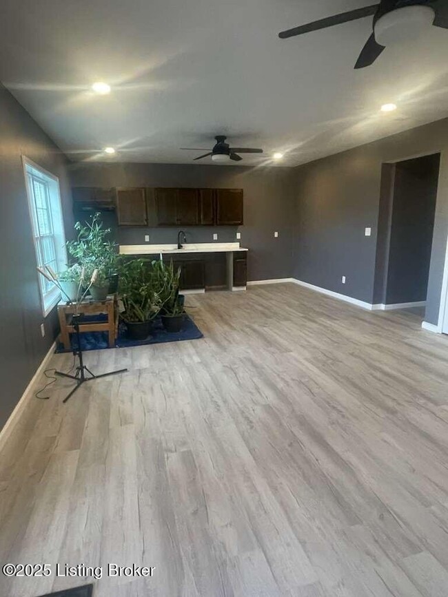 Foto del edificio - 114 Belden Trl