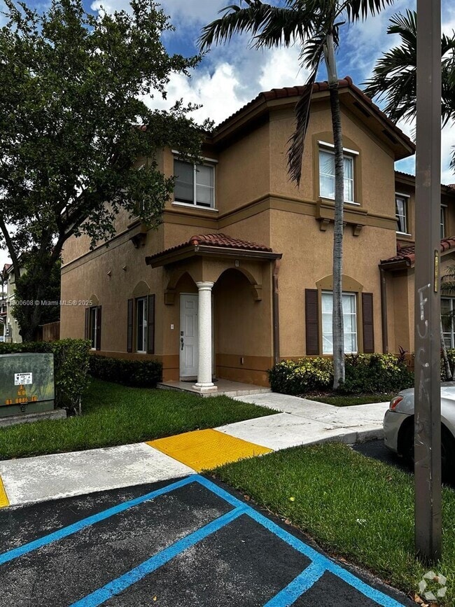 Building Photo - 8526 NW 107th Passage