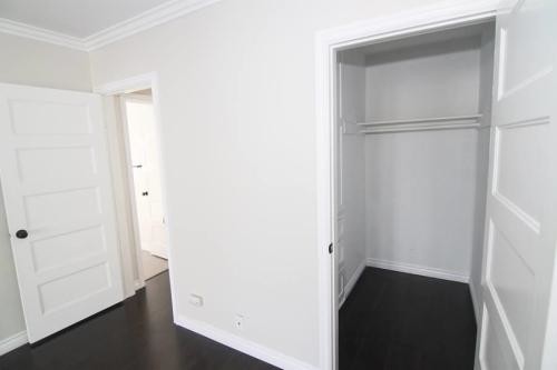 Foto del edificio - 305 Coronado Ave