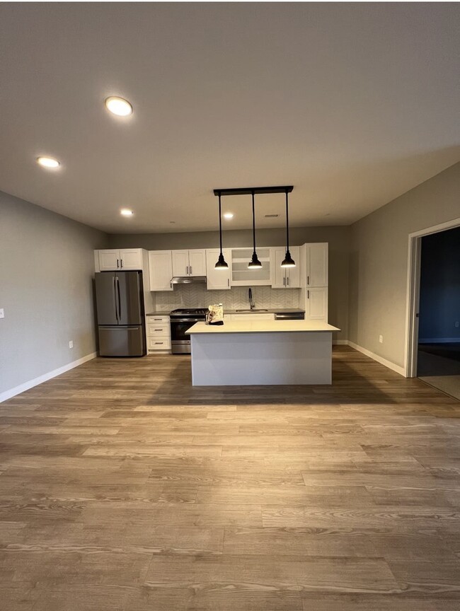 Kitchen - 1850 Green Bay Rd