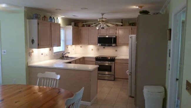 kitchen - 16 41st Ave