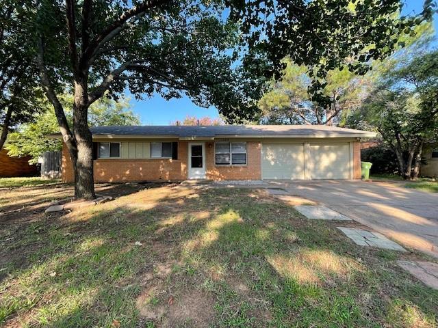 Foto del edificio - 1329 Harrison Ln