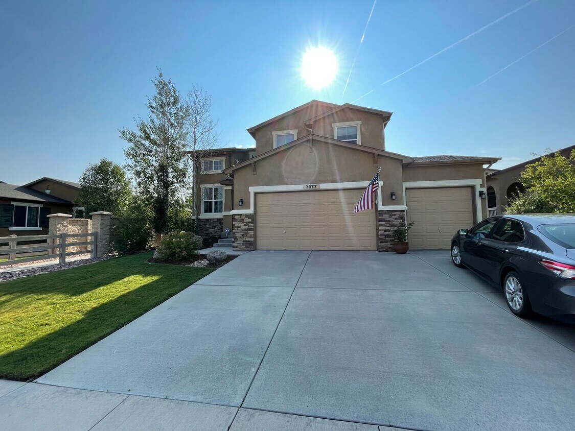 Primary Photo - Beautiful 4 Bed 3 Bath Home Located in Nor...