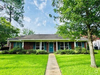 Building Photo - 5103 Darnell St