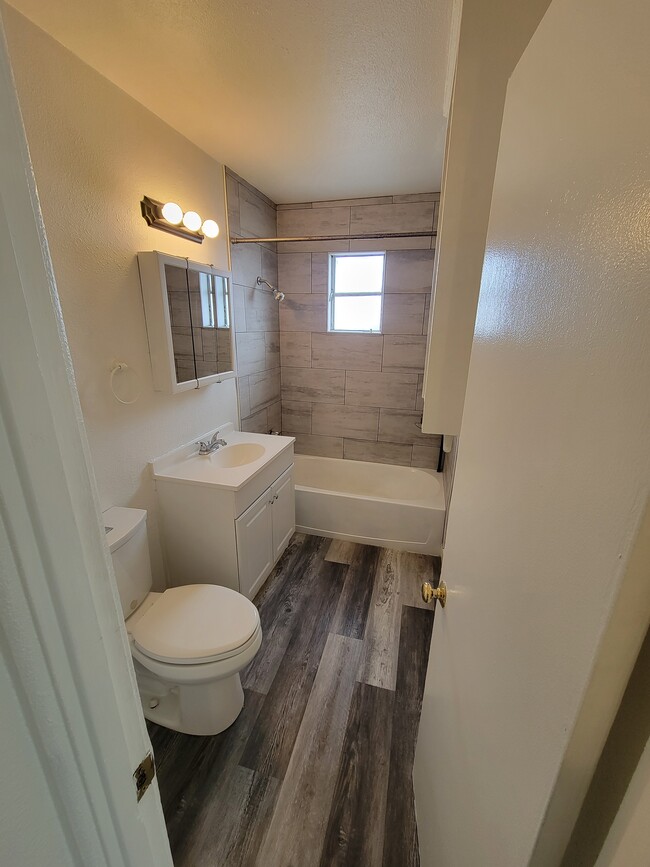 Foto del edificio - 1920 E Fairmount Ave