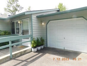 Building Photo - 1508 N Waugh Rd