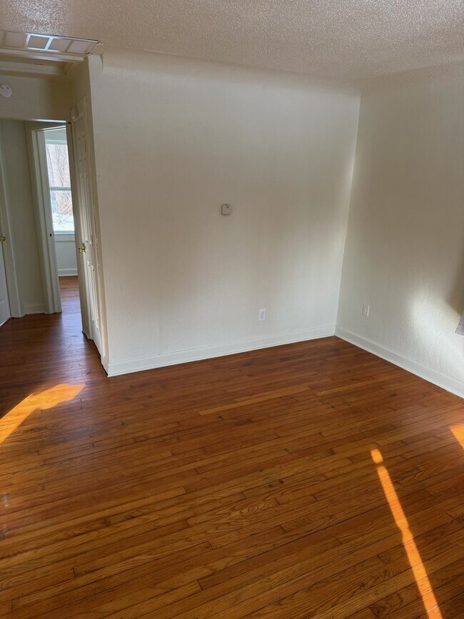 Foto del edificio - 912 Leland St