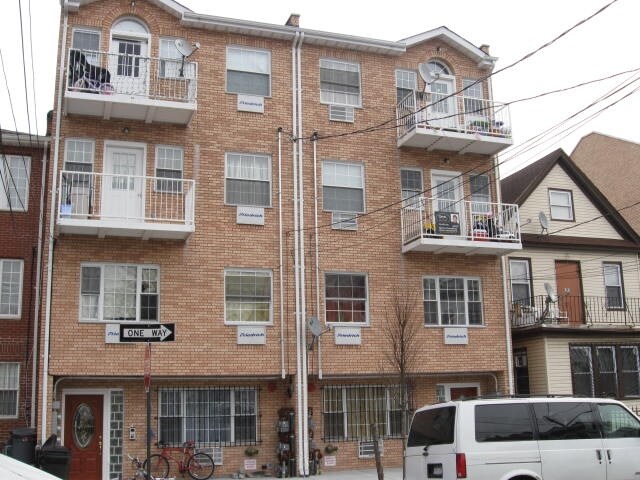 Primary Photo - 35-25 109th St