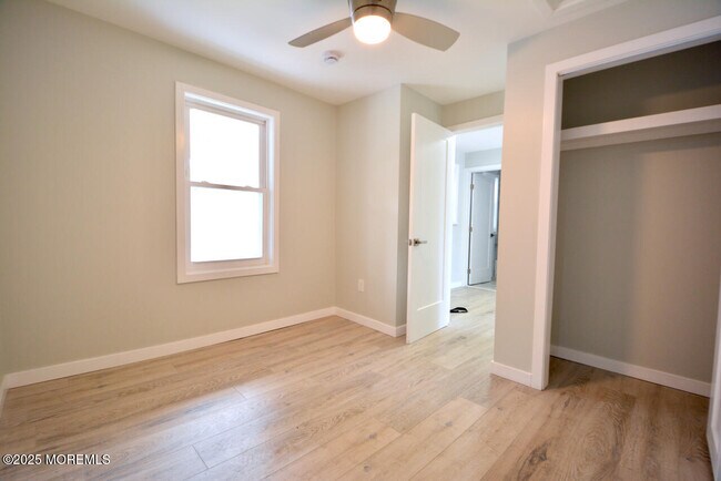 Foto del edificio - 1309 Langford St