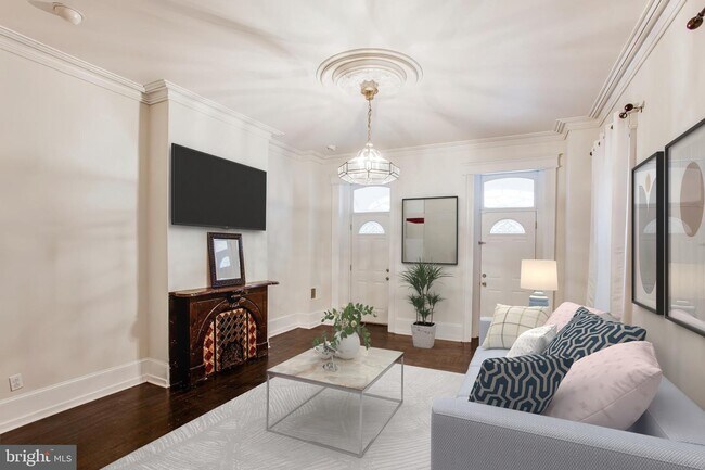 Foto del edificio - 1422 Castle Ave