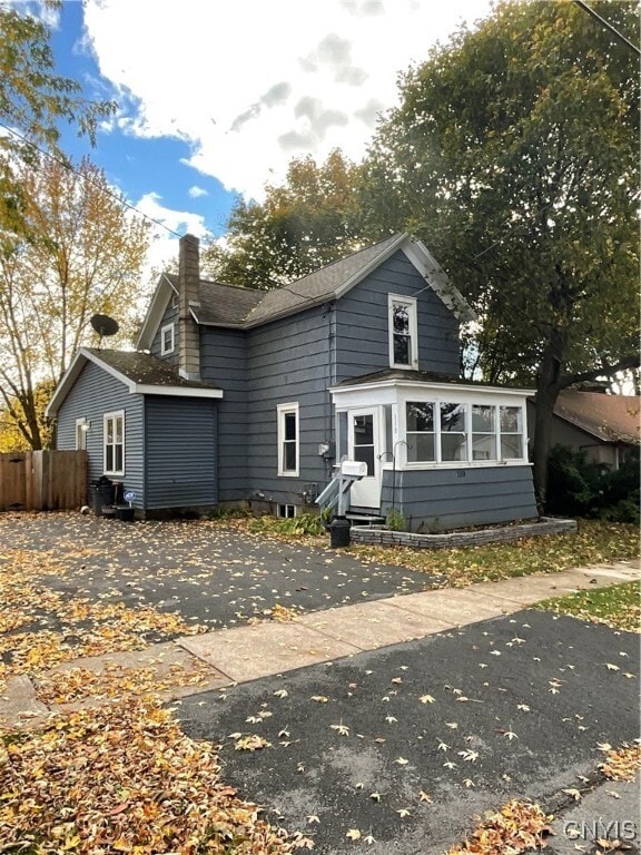 Foto del edificio - 110 Division St E