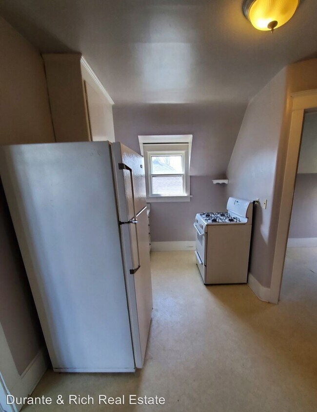 Foto del edificio - 1 br, 1 bath Apartment - 1420 Wisconsin Ave