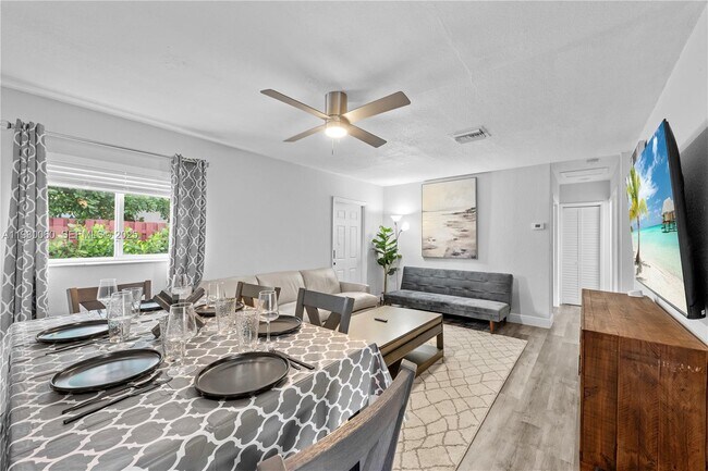 Foto del edificio - 1208 NE 5th Ave