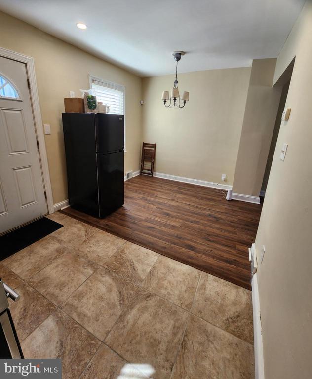 Building Photo - 2330 14th Pl SE