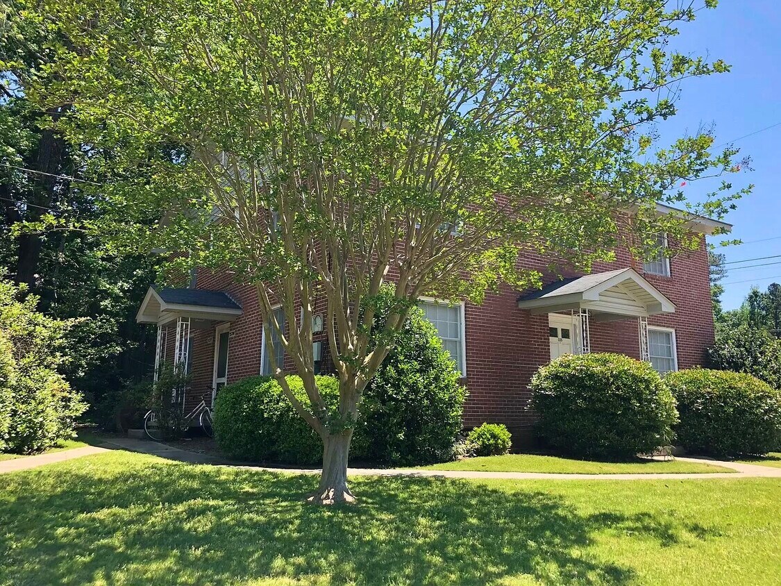 155 S Ross St, Auburn, AL 36830 155 S Ross St Auburn, AL