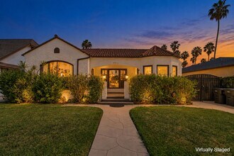 Building Photo - 5616 S Rimpau Blvd