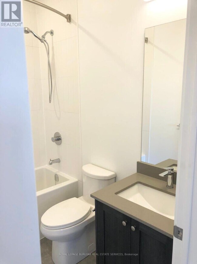 385 Arctic Red Dr, Oshawa (Windfields), ON L1L 0W9 House for Rent in