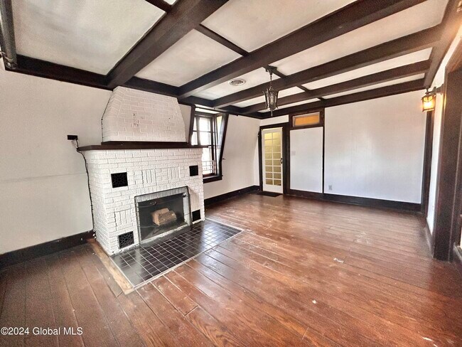 Foto del edificio - 290 2nd Ave