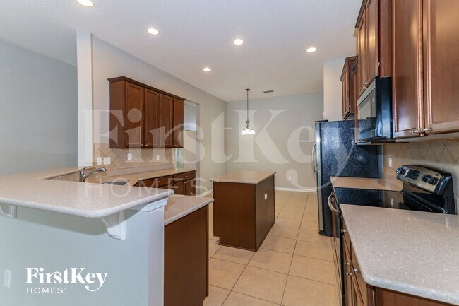 Building Photo - 4004 Sandhill Crane Terrace