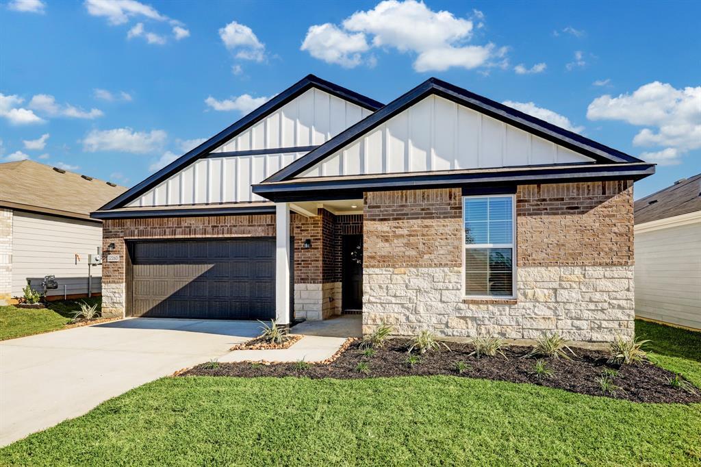 Primary Photo - 12260 Lady Eli Dr