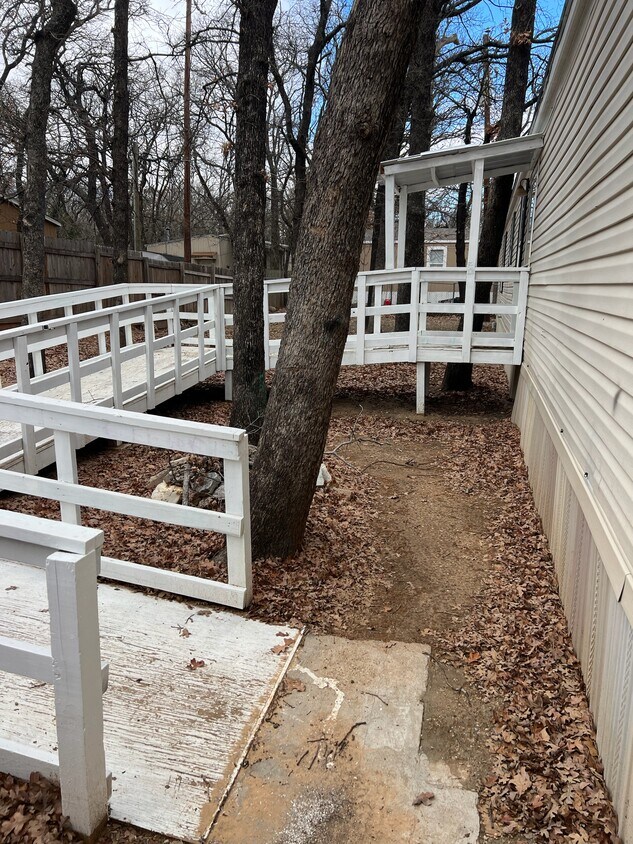 Primary Photo - 1701 Pelican Dr N