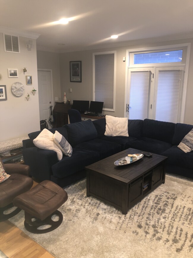 Living/Office/Coat Closet - 2449 W Logan Blvd