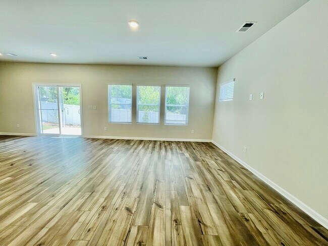 Foto del edificio - 1156 Harland St