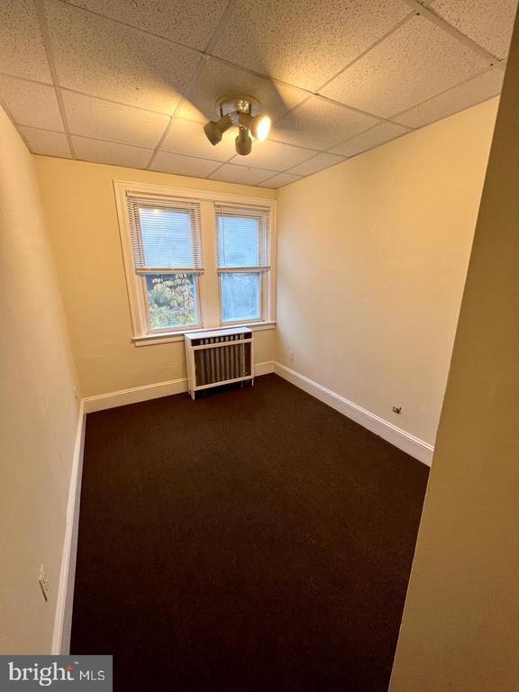 Building Photo - 46 Holland Ave