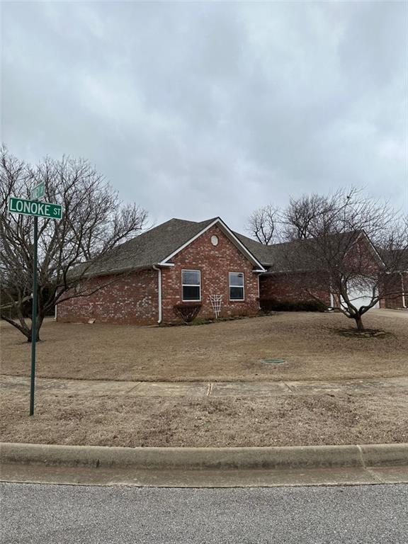 3511 West Lonoke Drive, Fayetteville, AR 72704 House Rental in