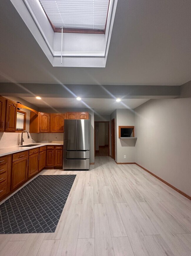 Foto del edificio - 257 Fernwood St