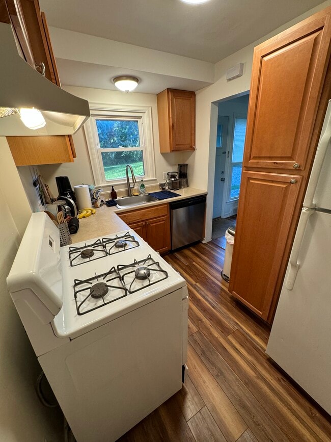 Kitchen - 508 W Stadium Blvd
