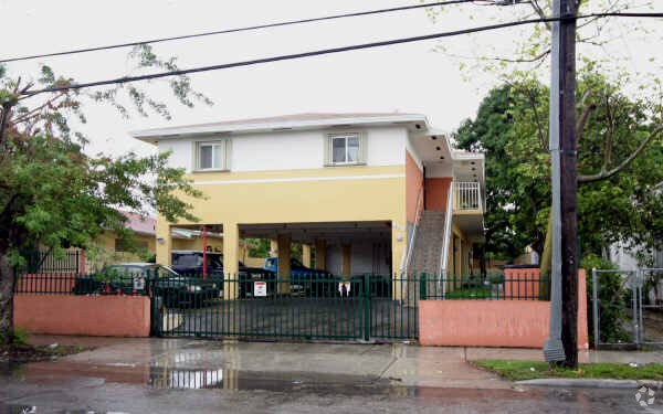 Foto del edificio - 828 NW 3rd St