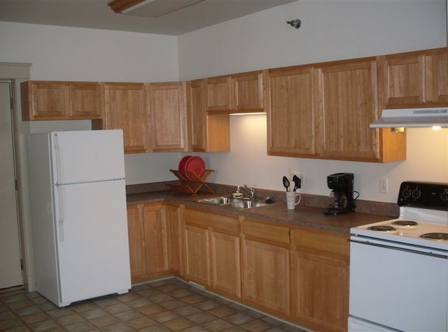 Interior Photo - Wilshire Apartments