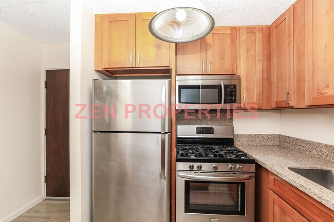 Building Photo - 1 Bdrm 1 Bath 1 Parking at Makiki Hillside