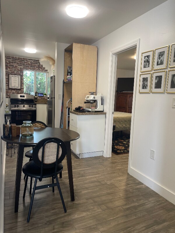 Foto del edificio - 516 NE 166th St