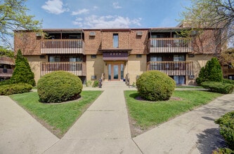 Building Photo - 2224 Oneida St