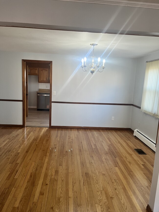 Building Photo - 52 Gould Dr