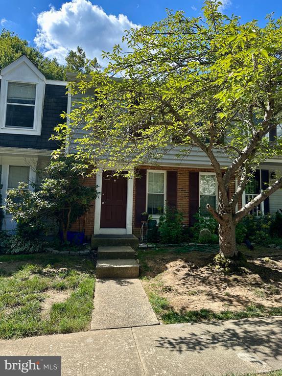 Building Photo - 9165 Forest Lawn Ct