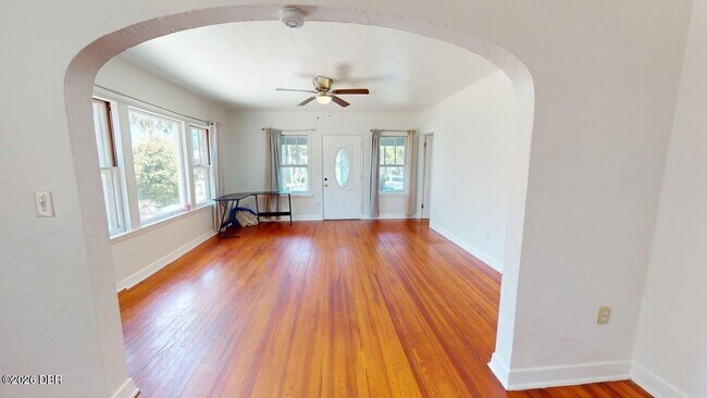 Foto del edificio - 318 Braddock Ave