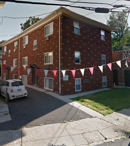 Building Photo - 336 Belleville Avenue