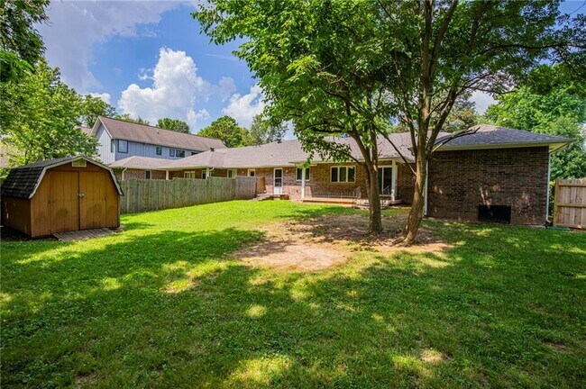 Foto del edificio - 301 SW C St