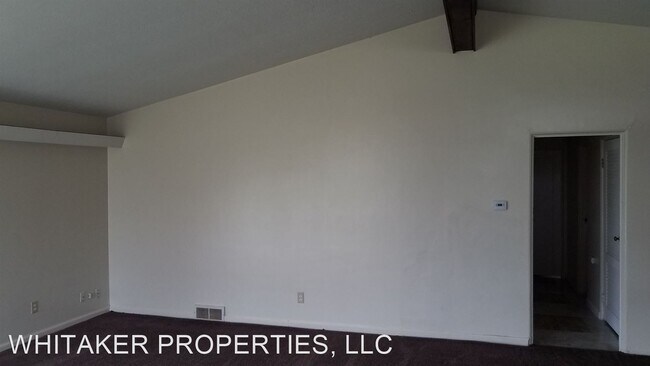 Building Photo - 555 Valley St