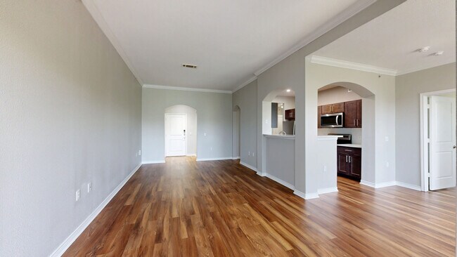 Interior Photo - Ridge at Blue Hills