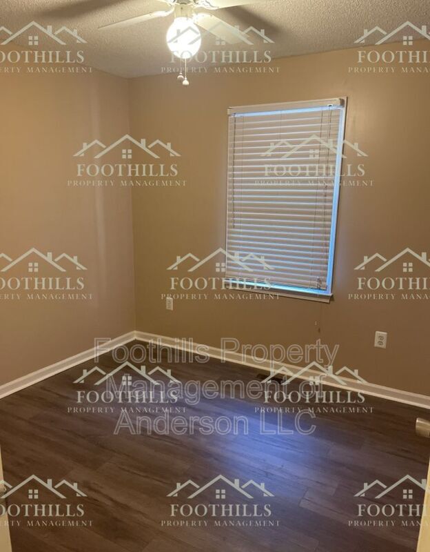 Building Photo - 1118 Gilreath Rd