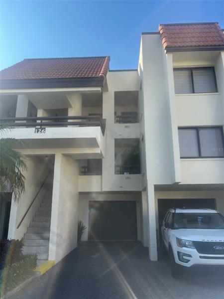 Foto del edificio - 126 1st St E