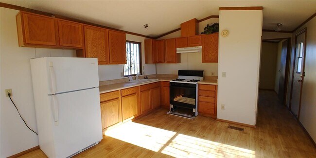 Building Photo - 10426 S Corgi Ranch Rd