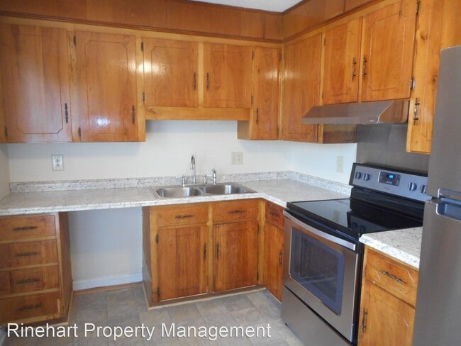 Building Photo - 3 br, 1 bath House - 1149 Glenarden Drive