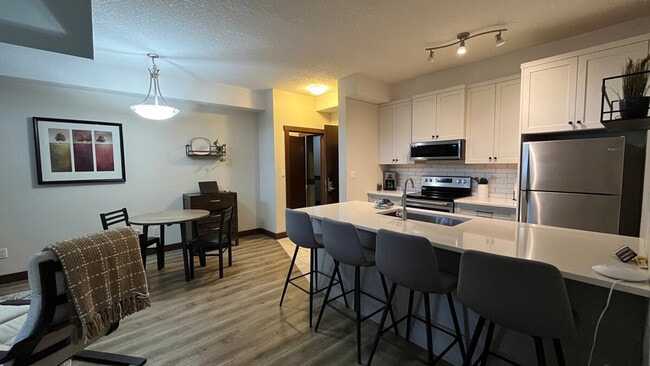 Building Photo - 1639 McDonald Ave