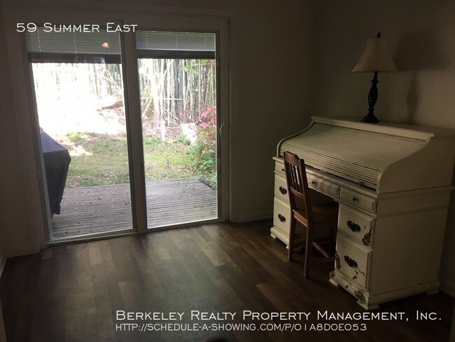 Foto del edificio - 59 Summer East
