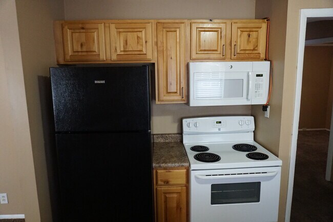 Foto del edificio - Spacious Salt Lake City 4 Bedroom Home